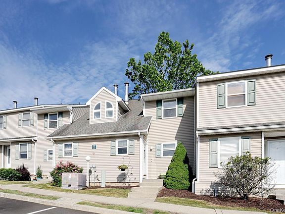 2nd image of 99 Boniface Drive #2D