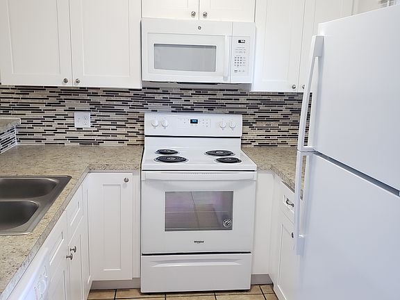 3rd image of 39132 County Road 54 Unit 2262