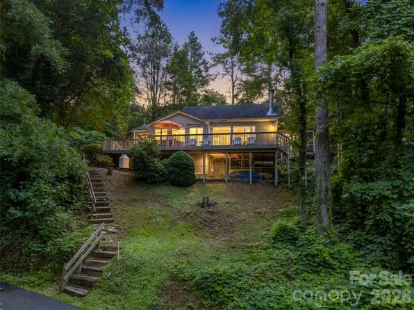 239 Havnaers Point, Lake Lure, NC 28746
