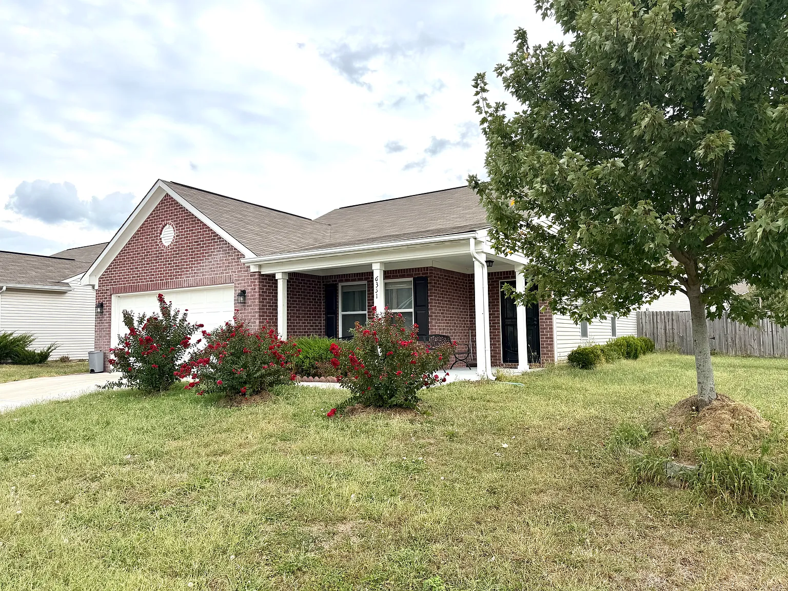 3 bed, 1291 sqft, $1,650 — Photo 2