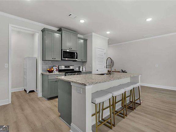 4th image of 6710 Cedar Glen Rd