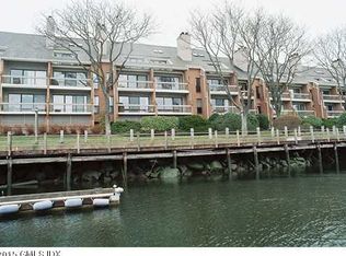 7 River Rd #301, Greenwich, CT 06807