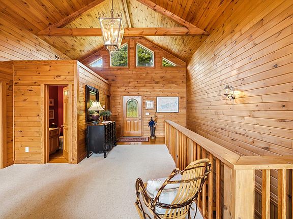 5th image of 2114 Bridge View Dr