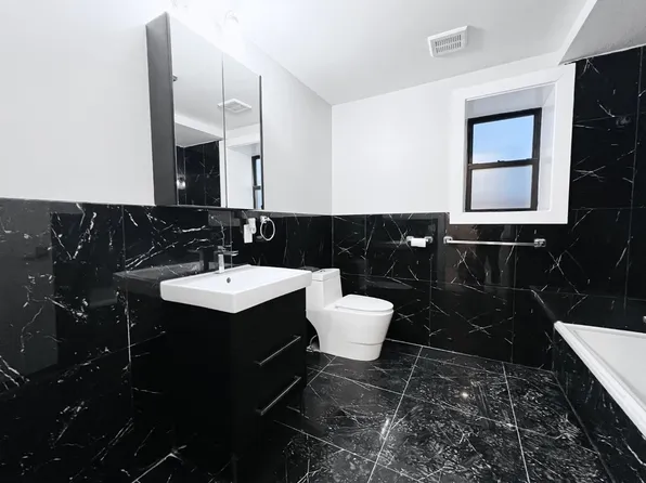 126 Randolph Avenue image 10 of 17