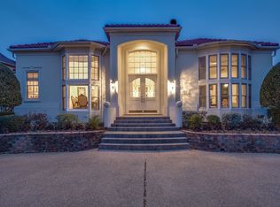 2131 Clearspring Dr N, Irving, TX 75063