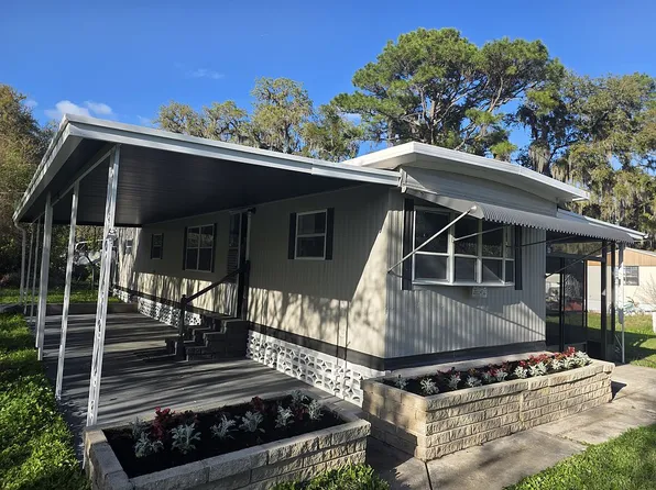 200 E Char Ln, Crescent City, FL 32112