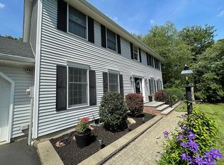 50 Gretna Hill Rd, Pleasant Valley, NY 12569