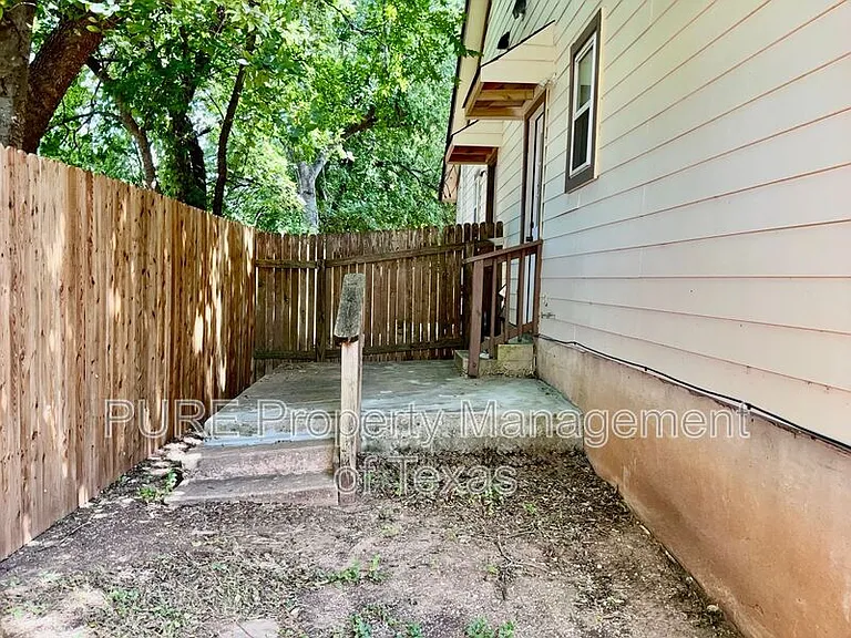 417-418 Parkhill Cv #418 — Photo 15