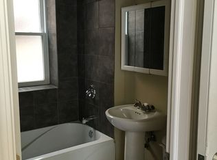 2450 E 78th St #401, Chicago, IL 60649