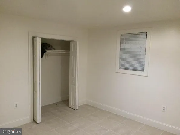 3525 Paul St, Alexandria, VA 22311