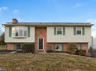 506 Edgemont Dr, Willow Street, PA 17584