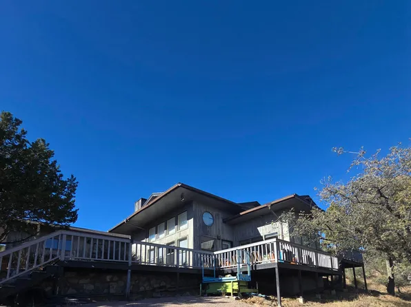 7 Six Shooter Dr, Silver City, NM 88061