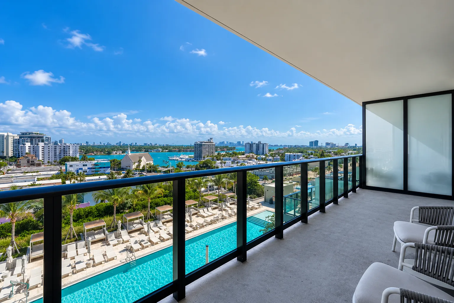 1 bed, 1.5 bath, 639 sqft, $4,750 — Photo 1
