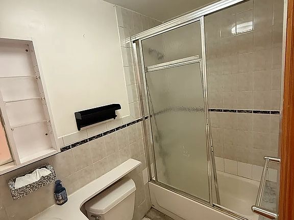 5th image of 84-13 52nd Ave #2R