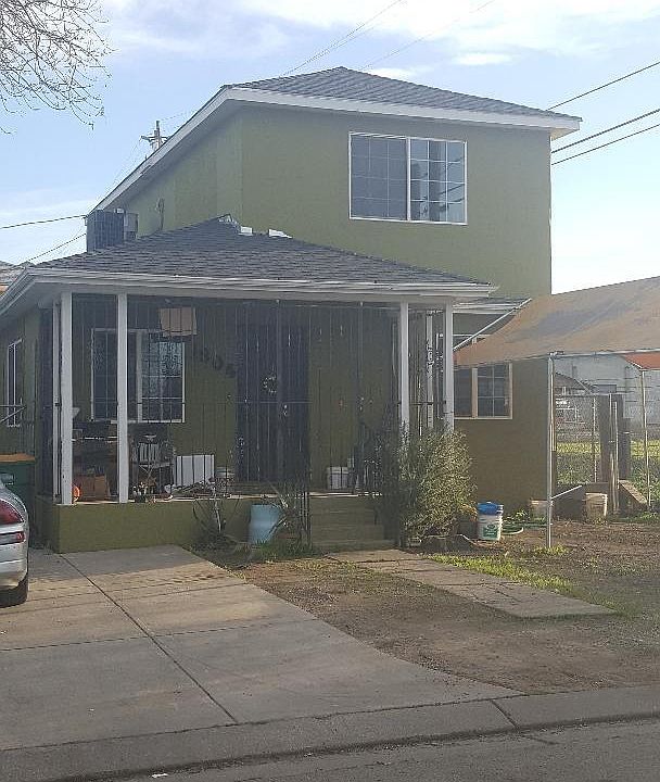 1st image of 1804 E Flora St