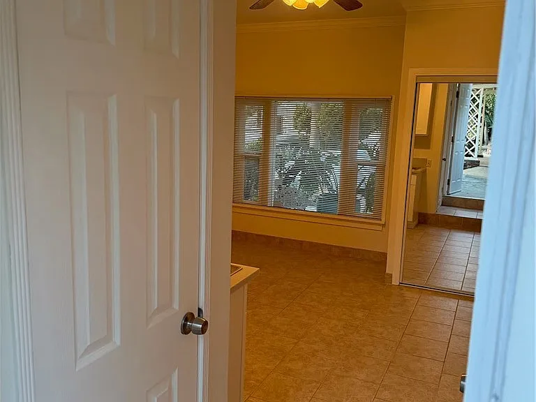 934 Highline Rd — Photo 27