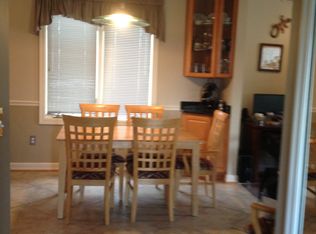 28225 S River Rd, Harrison Township, MI 48045