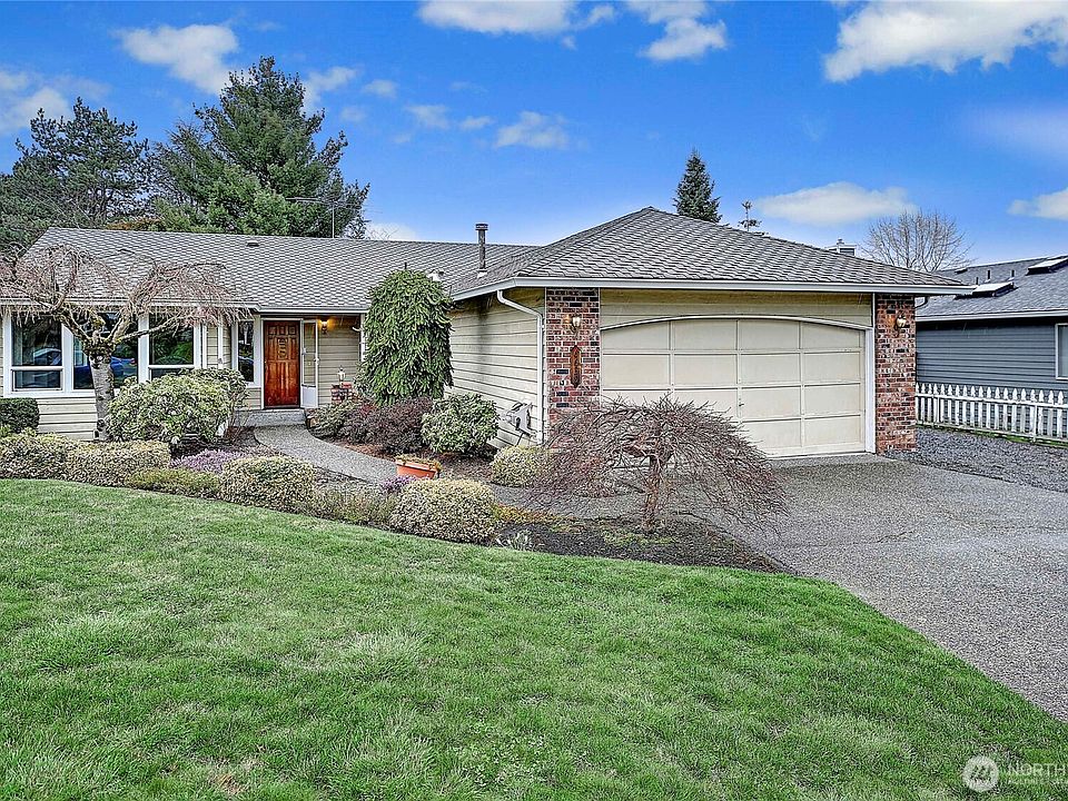 1st image of 6639 69th Drive NE