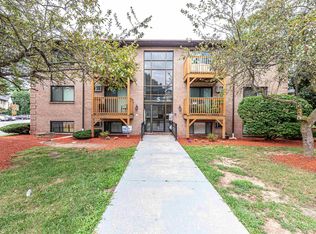 5 Lancelot Ct APT 24, Salem, NH 03079