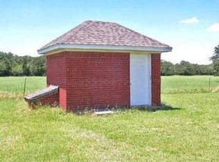 212 Woodland School Rd, Montague, TX 76251
