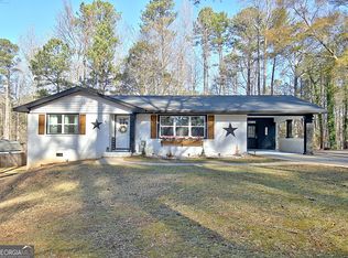 179 Lakewood Dr, Newnan, GA 30263