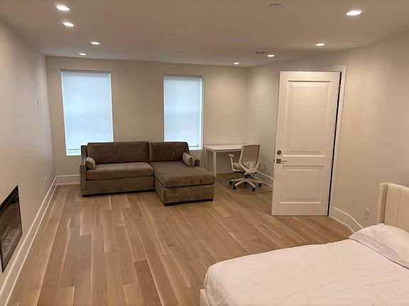 5th image of 344 W 88th St #1A