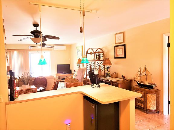 3rd image of 2601 S Roosevelt Blvd APT 208A