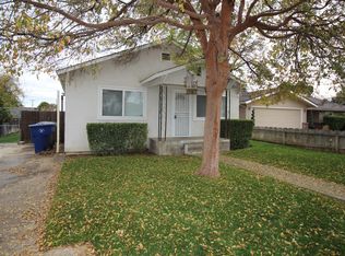 211 Osmun Ave, Clovis, CA 93612