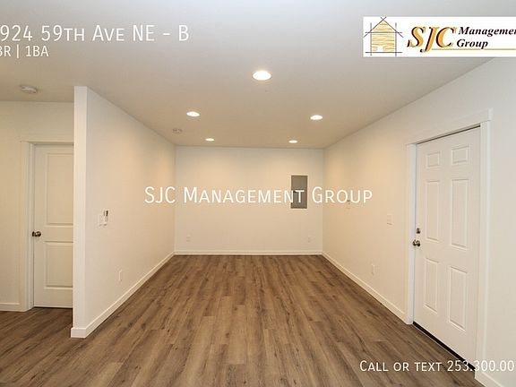 2nd image of 2924 59th Ave NE #B