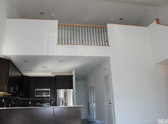 5th image of 87 Millie Ct #87