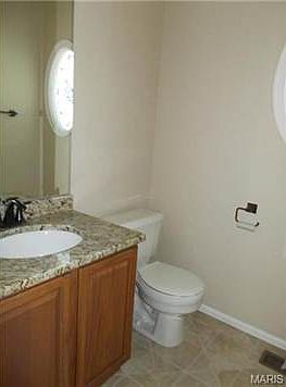 5th image of 16367 Lakeshore Terrace Ct