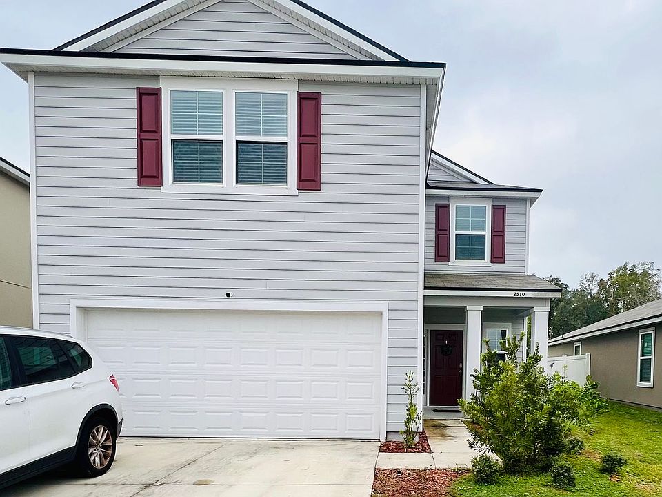 1st image of 2510 Oak Stream Dr