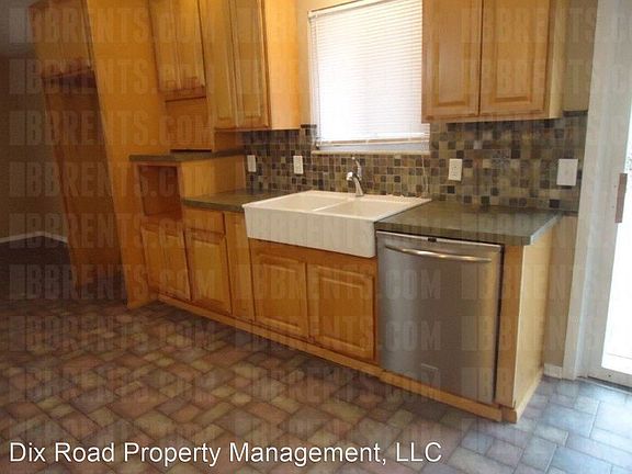 5th image of 664 Glenway Dr