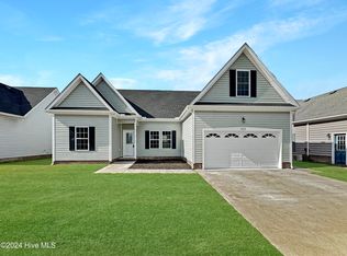 520 Millbrooke Cir, Elizabeth City, NC 27909