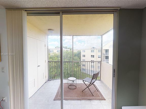 3rd image of 8353 Lake Dr APT 504