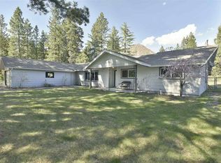 3212 N Old Stage Rd, Mount Shasta, CA 96067