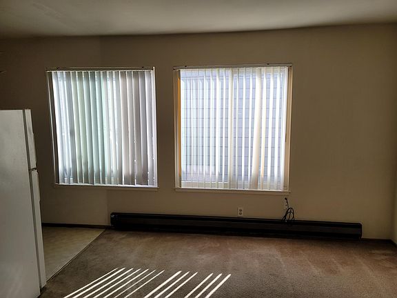 2nd image of 1-676 Arguello Blvd #1