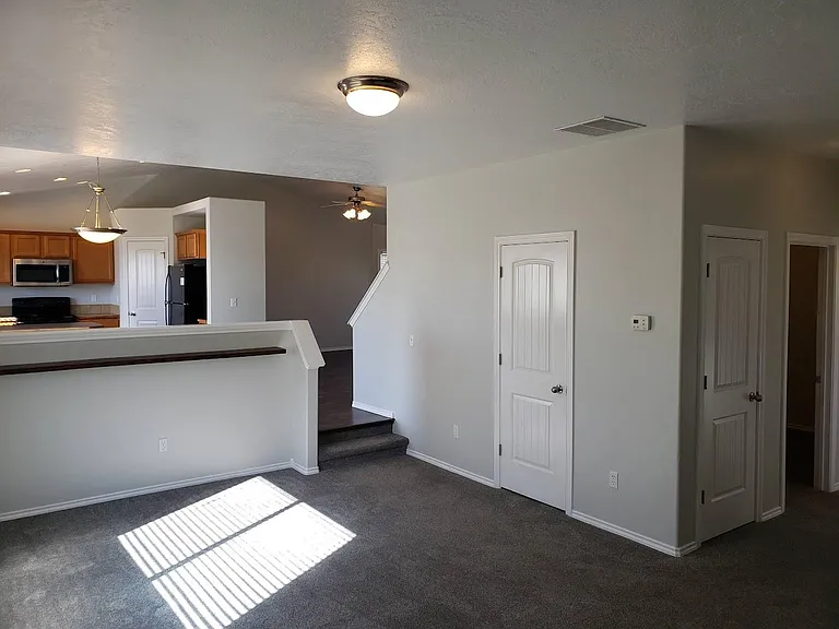 11711 W Gambrell St — Photo 6