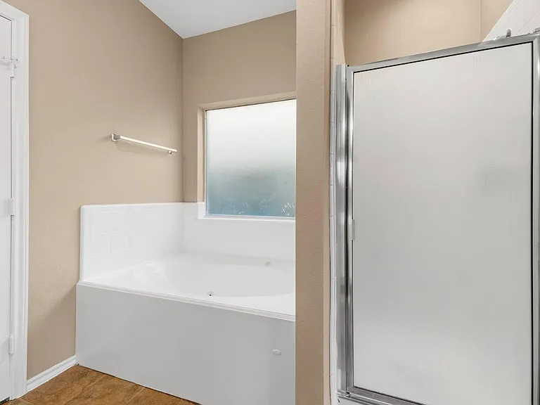 11822 Green Willow Falls Dr — Photo 12
