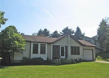 1st image of 5415 Louise Ave