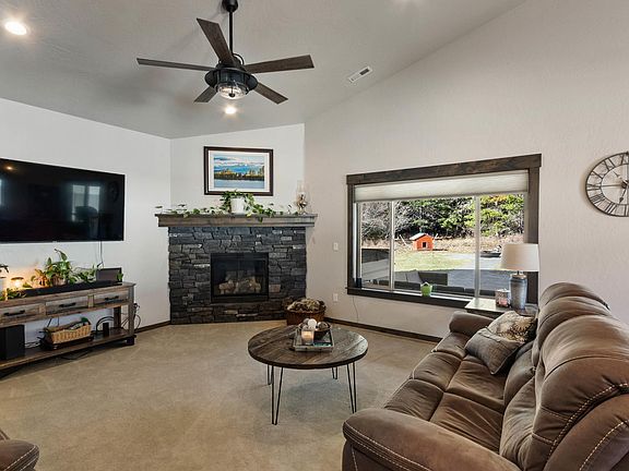 2nd image of 1317 Prominence Ct