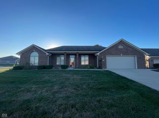 5920 Shellbark Ct, Columbus, IN 47201