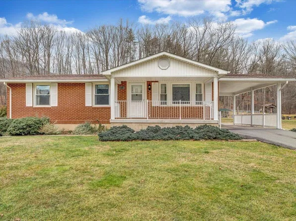 3314 Kanawha Trl, Covington, VA 24426