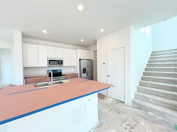 3rd image of 9054 Hightower Street