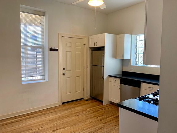4th image of 1451 N Maplewood Ave APT 1R