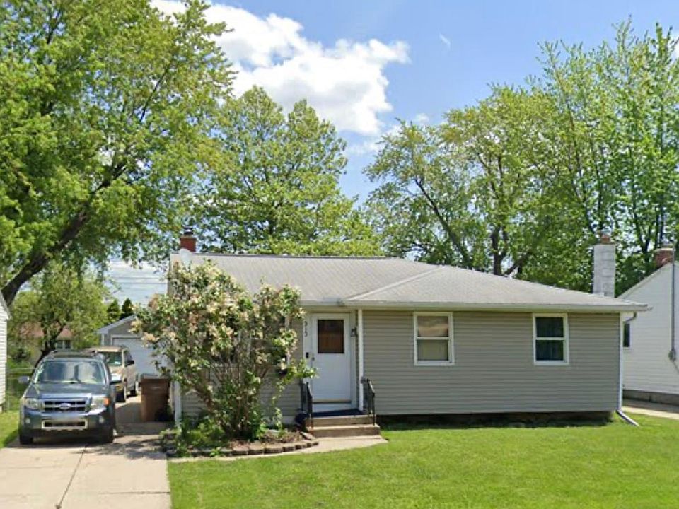 1st image of 313 McNaughton Ave