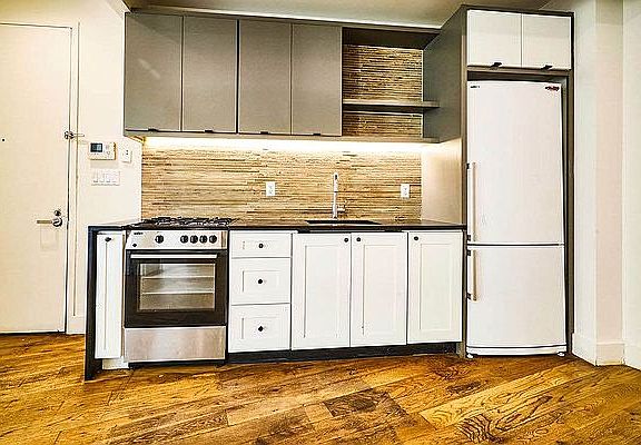 3rd image of 89 Montrose Ave #3BB