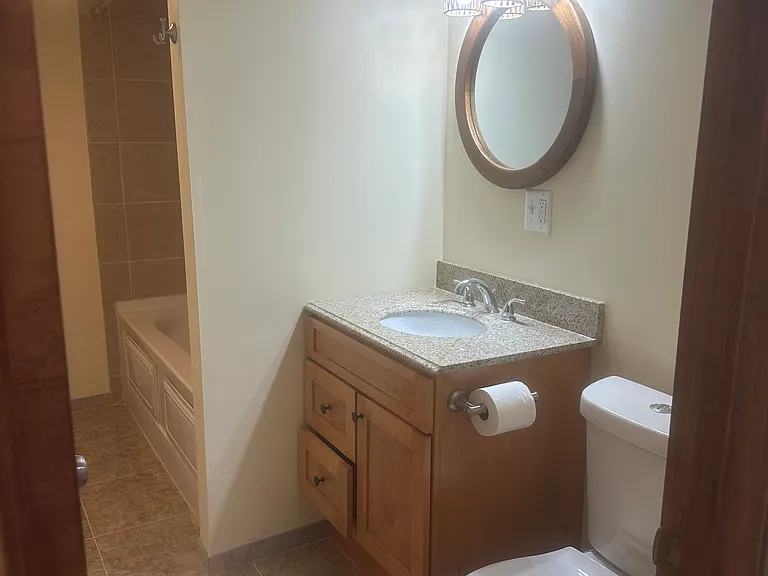 59 Sheffield Ave #B — Photo 10