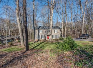8 Hickory Ridge Ct, Clover, SC 29710