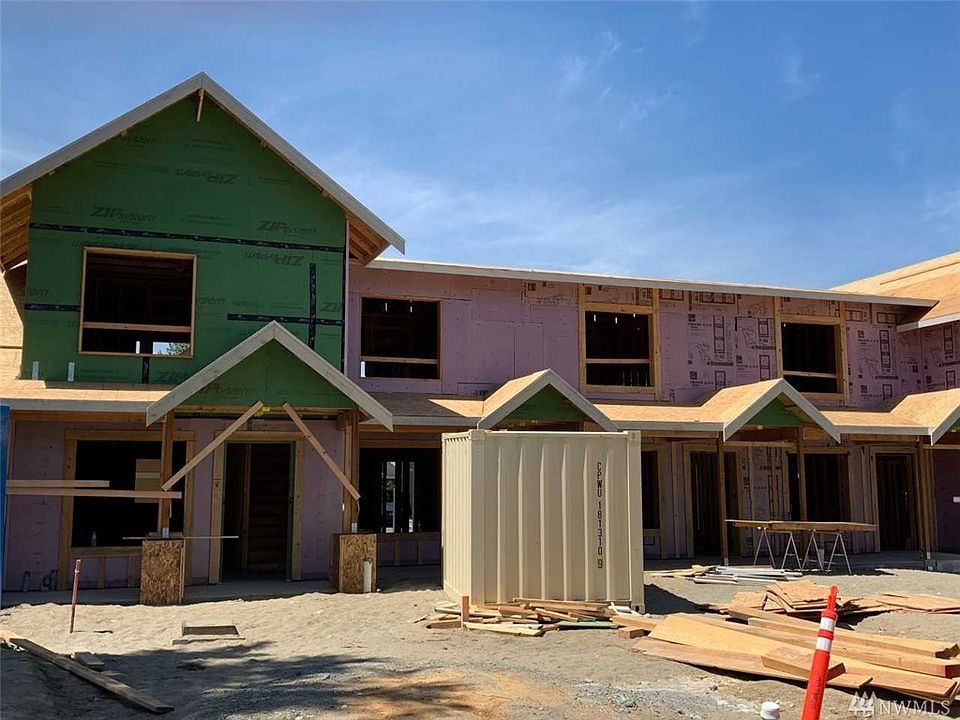 2nd image of 4003 Todd Ln